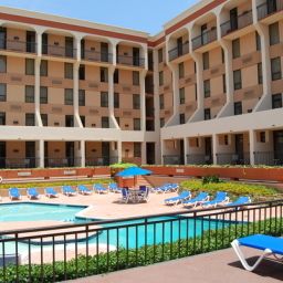 Pool Radisson Hotel & Suites Dallas-Love Field Fotos