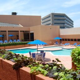 Pool Radisson Hotel & Suites Dallas-Love Field Fotos