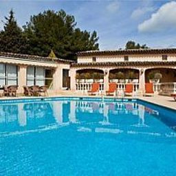 Pool Best Western Castel Provence Fotos