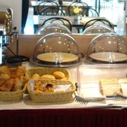Buffet BEST WESTERN Expo Fotos