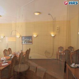 Frühstücksraum im Restaurant Britz Fotos