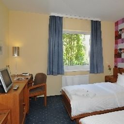 Zimmer Britz Fotos