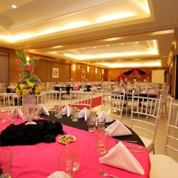 Sala banchetti City Garden Suites Manila Fotos