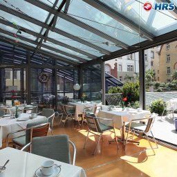 Breakfast room within restaurant Abalon Ideal Fotos