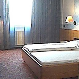 Chambre enjoyHotel Fotos