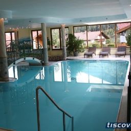 Pool Family Resort Stubai - Hotel Atzinger Fotos