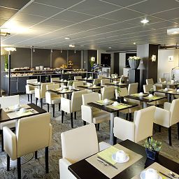 Salle du petit-déjeuner Kyriad Mulhouse Centre Fotos