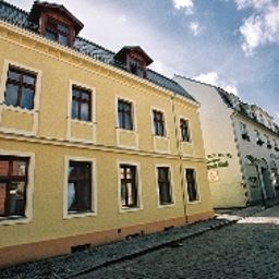 Фасад Zur Insel Fotos