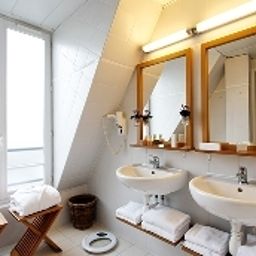 Bathroom Manufacture Fotos