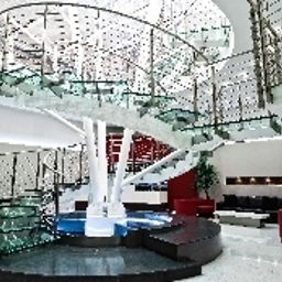 Hall Serena Fotos