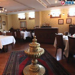 Salle du petit-déjeuner située dans le restaurant Yusufpasa Konagi Fotos