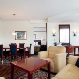 Suite Holiday Inn HELSINKI-EXHIB & CONV CTR Fotos
