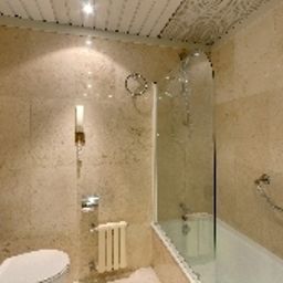 Cuarto de baño TRYP Coruña Hotel Fotos