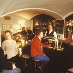 Bar Goldener Adler Hotel garni Fotos