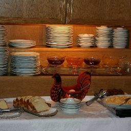 Buffet Marias Inn Garni Fotos