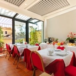 Sala colazione nel ristorante Pincio Fotos
