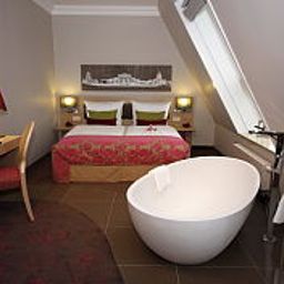 Suite Gendarm Nouveau Fotos