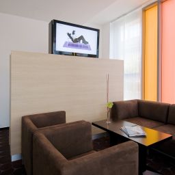  Junges Hotel Fotos