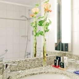 Cuarto de baño Park Inn by Radisson Köln City West Fotos