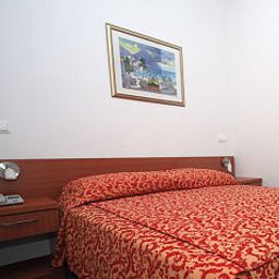 Habitación Sumratin Fotos