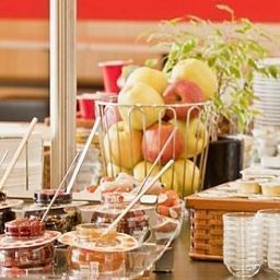 Buffet Ibis Budget Essen Fotos