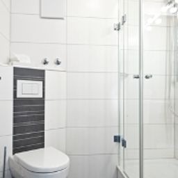 Bathroom Avenon am Steinberg Garni Fotos