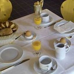 Breakfast room within restaurant Bernina Fotos