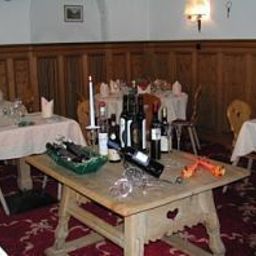 Breakfast room within restaurant Bernina Fotos