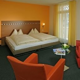 Zimmer mit Balkon Park Hotel Fotos