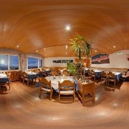 Frühstücksraum im Restaurant Bristol Fotos
