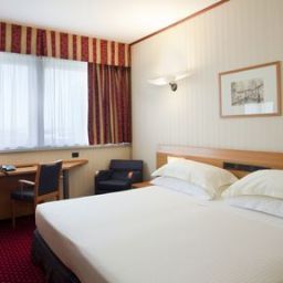 Room Crowne Plaza MILAN - LINATE Fotos