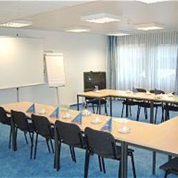 Конференц-зал CB Comfort Business Fotos