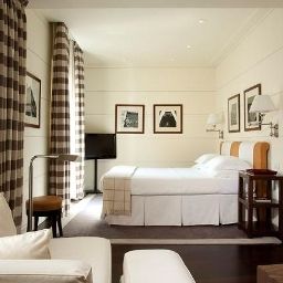  Gallery Hotel Art Fotos