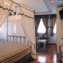  Valide Sultan Konagi Fotos