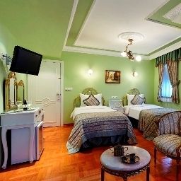  Valide Sultan Konagi Fotos
