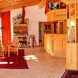 Hall Astrid Fotos