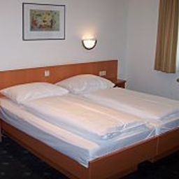 Zimmer Eifelstern Fotos