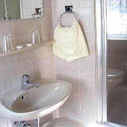 Badezimmer Prähofer Garni Fotos