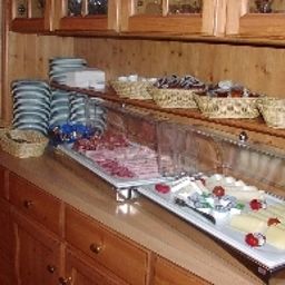 Buffet Prähofer Garni Fotos