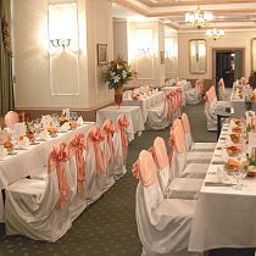 Ristorante Ramada Majestic Bucharest Fotos