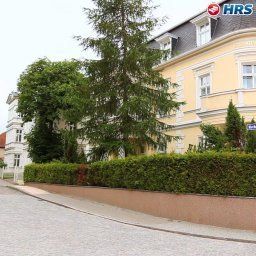 Exterior view Seetel Villa Strandschloss Fotos