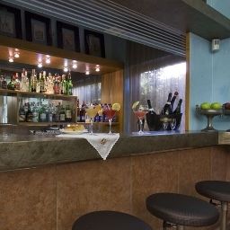 Bar St. George Business Rooms Fotos
