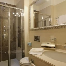 Salle de bains St. George Business Rooms Fotos