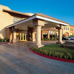 Exterior view Fiesta Inn Saltillo Fotos