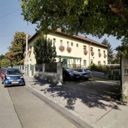  Strebersdorferhof Fotos