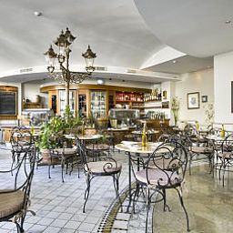Restaurant Marina Hotel at the Corinthia Beach Resort Fotos