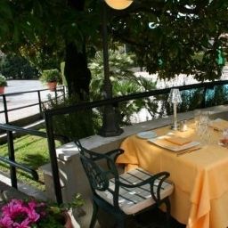 Terrace NH Villa Carpegna Fotos