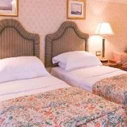  Macdonald Elmers Court Hotel & Resort Fotos