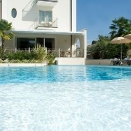 Piscina Nazionale Fotos