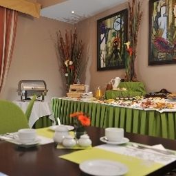 Salle du petit-déjeuner située dans le restaurant Vivaldi Fotos